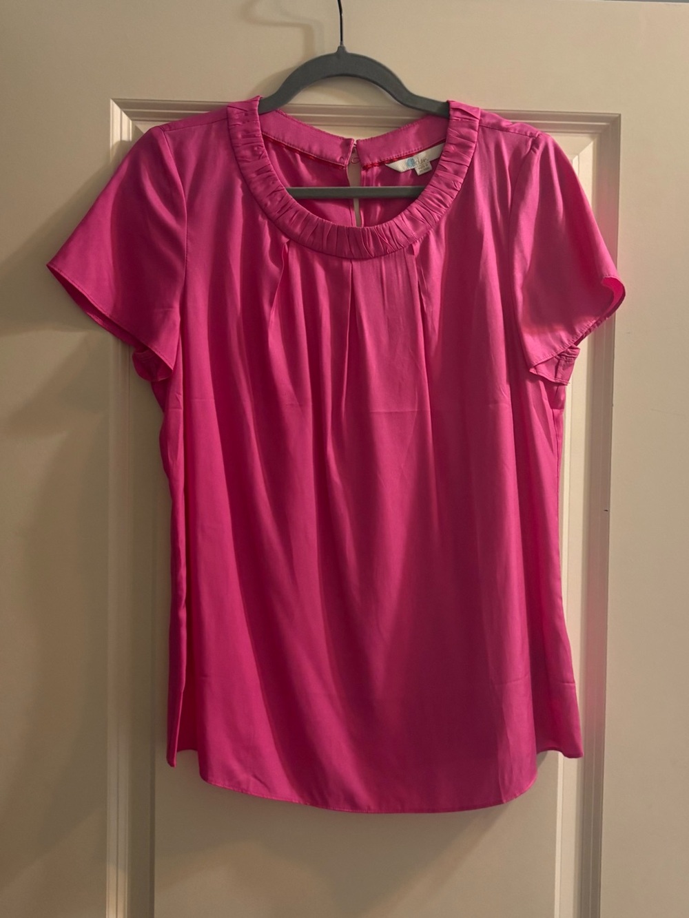 NWOT  Women's Boden Hot Pink Carey silk blend  Short-Sleeve Blouse size 8